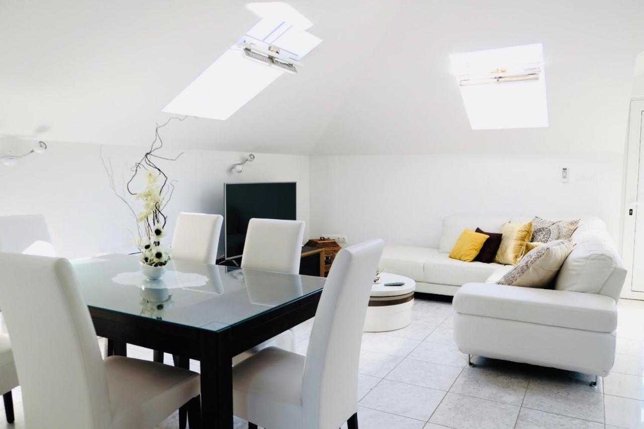 Villa Tonika Povlja  Extérieur photo